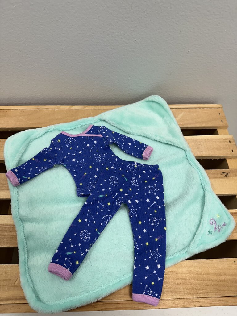 Wellie Wishers Constellation Pajama Set with Blanket