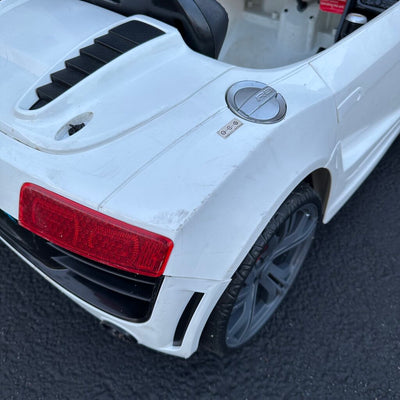 Kid Tracx Electric Ride On Car - Audi R8 GT Spyder AS-IS