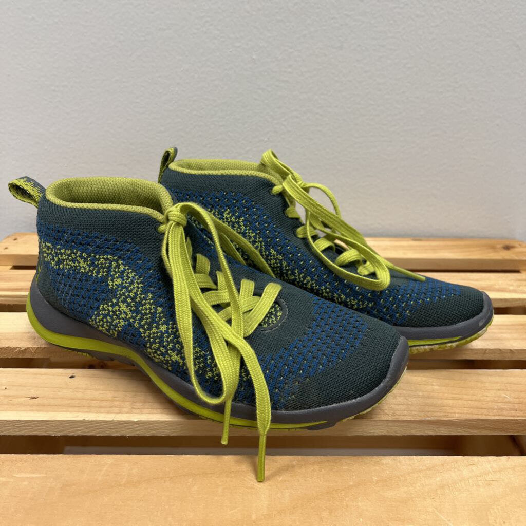 1: LL Bean Blue/Green Flyknit Sneakers