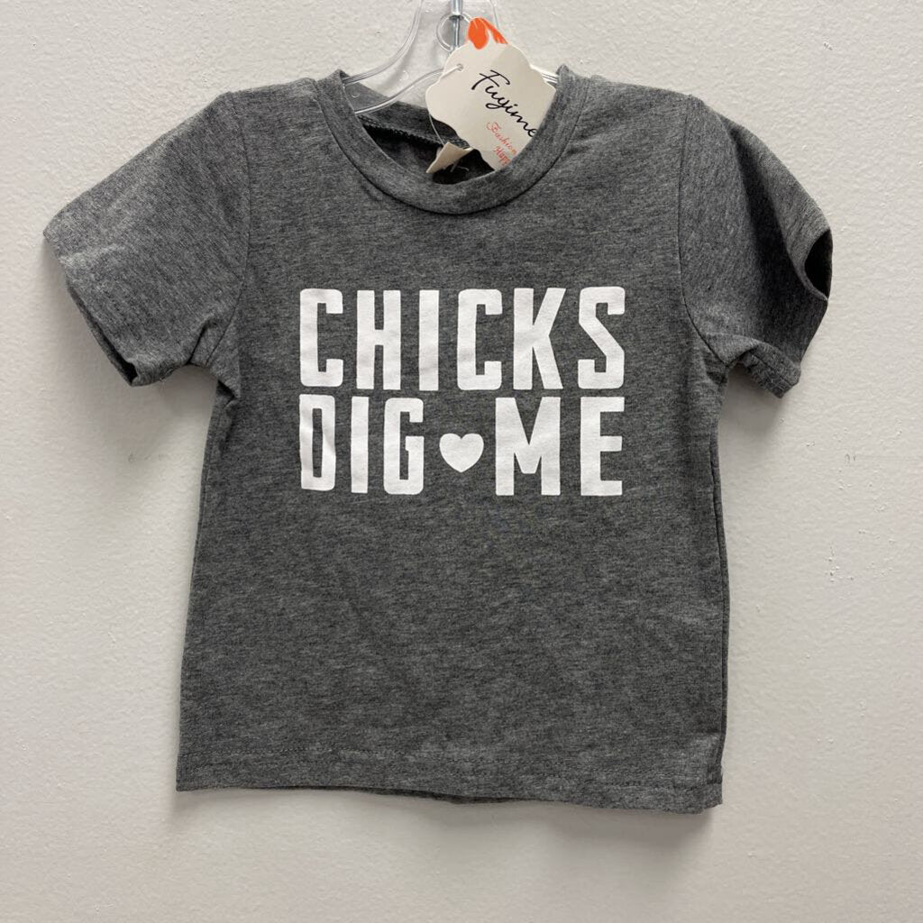 3T: Fuyimei grey "CHICKS" tshirt NWT