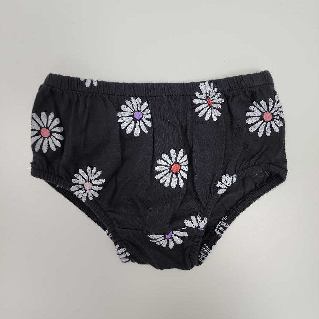 6-12m: Splendid black sundress w/daisies + diaper cover