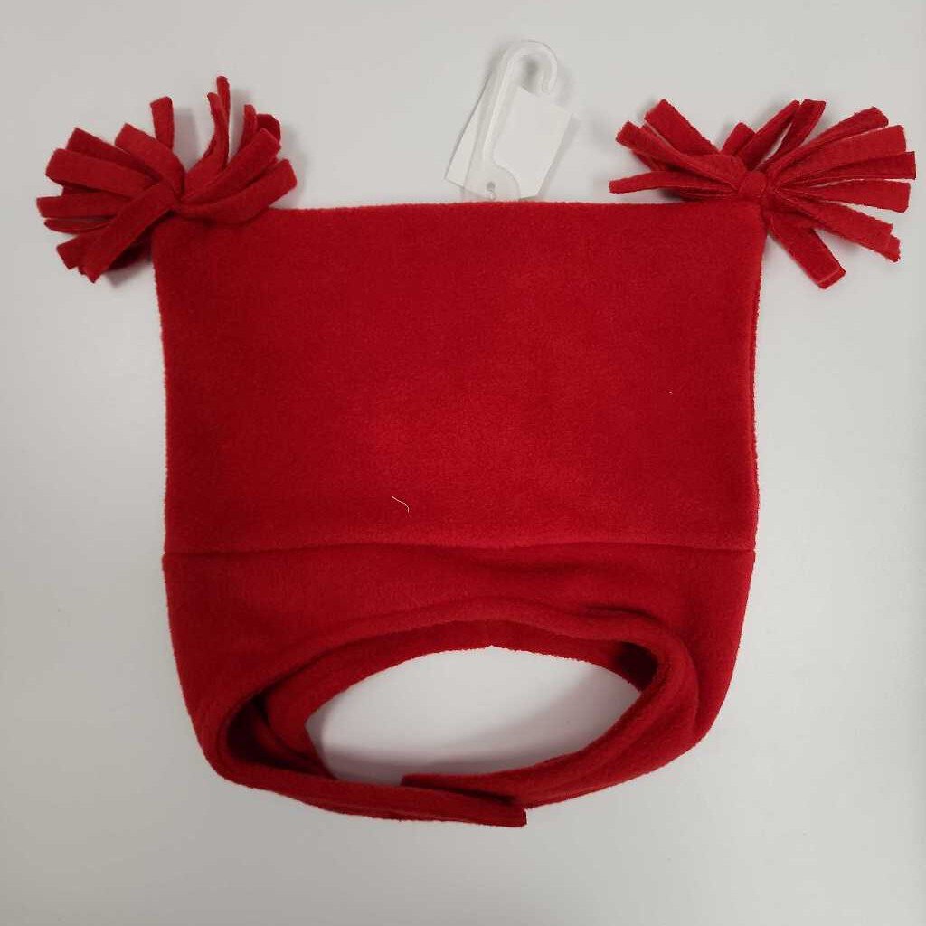 12-18M: Baby GAP red hat w/ puffs