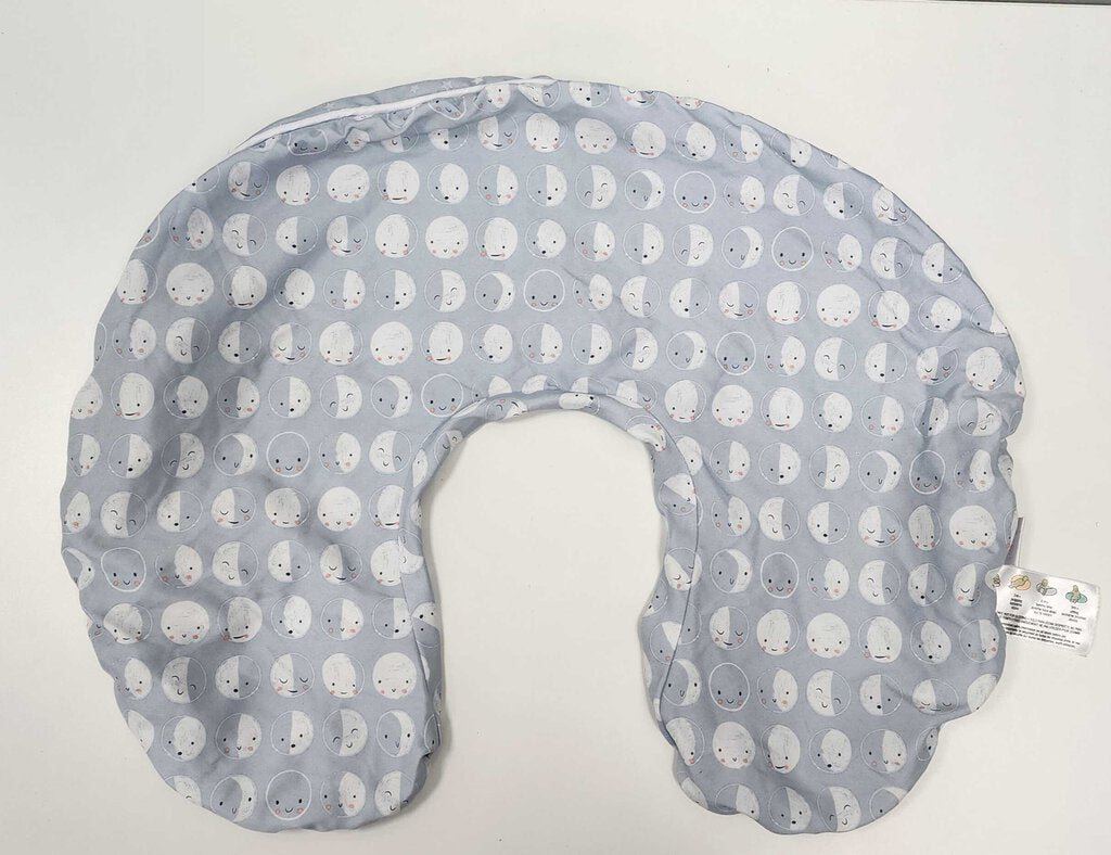 Boppy Cover blue w/face print