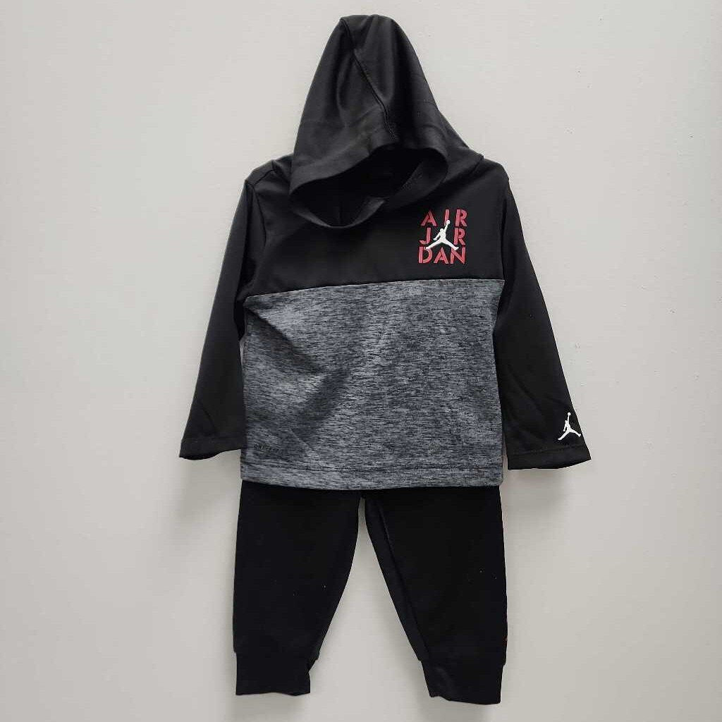 9M: Air Jordan black/grey 2pc active wear