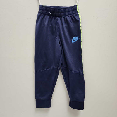 3T: Nike navy 2pc active wear