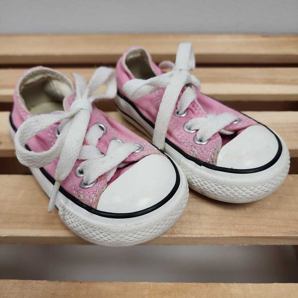 4: Converse Pink Sneakers