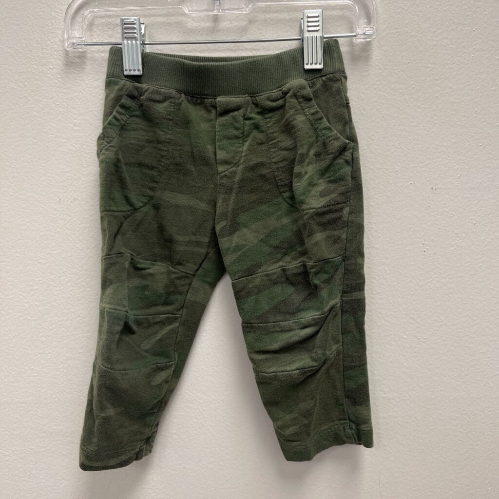 18M: Jonah Love Olive Green Camo Sweatpants