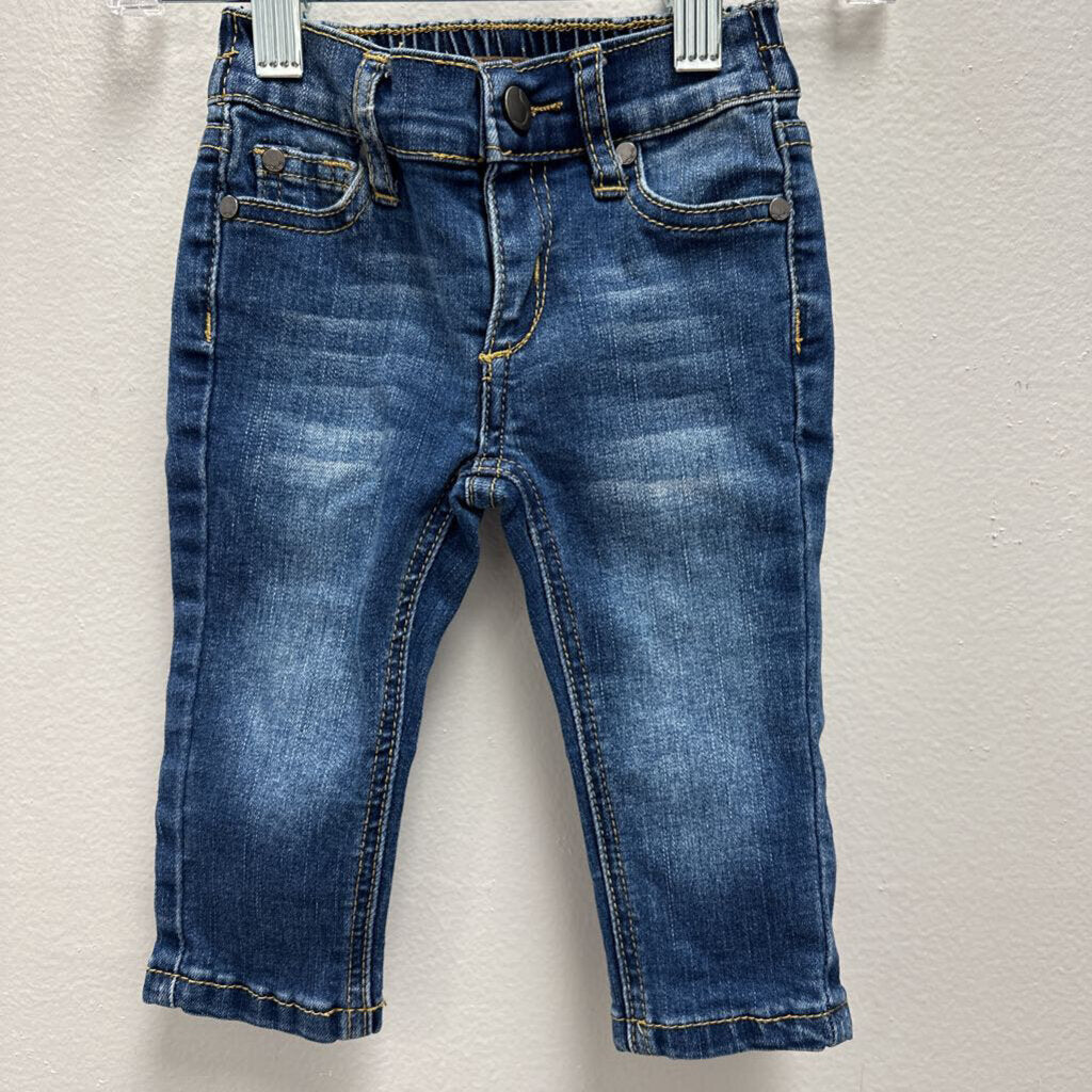 9M: Joe's jeans