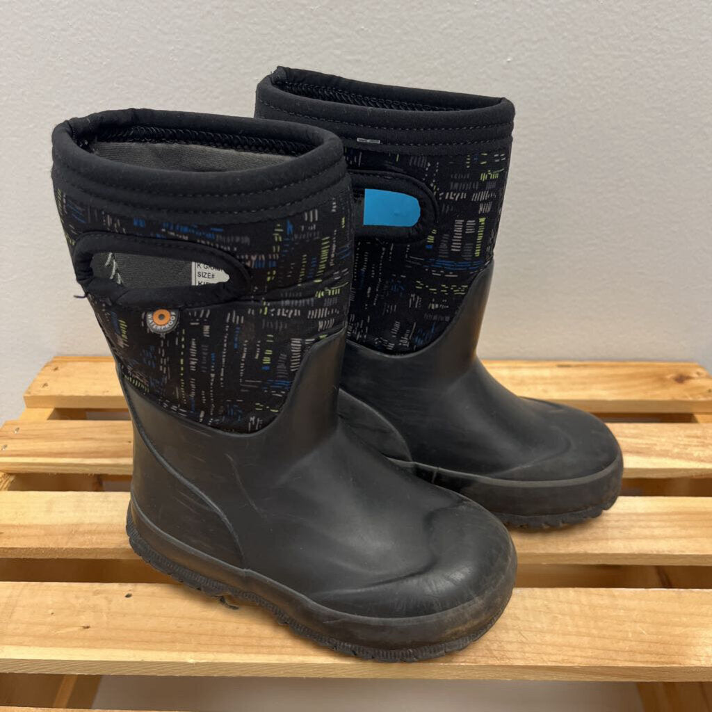 9: Waterproof Pull On Boots