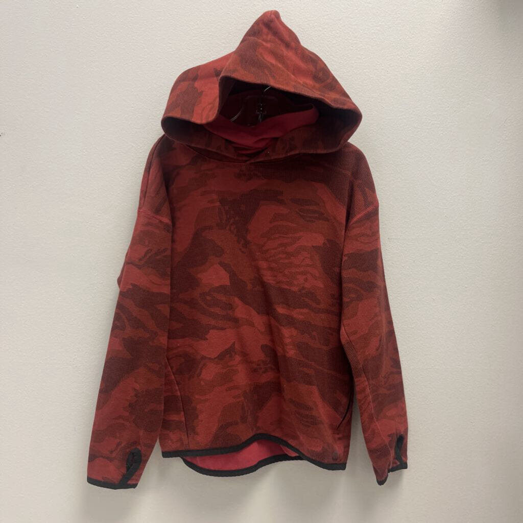 6-7: GapFit Camo Hoodie