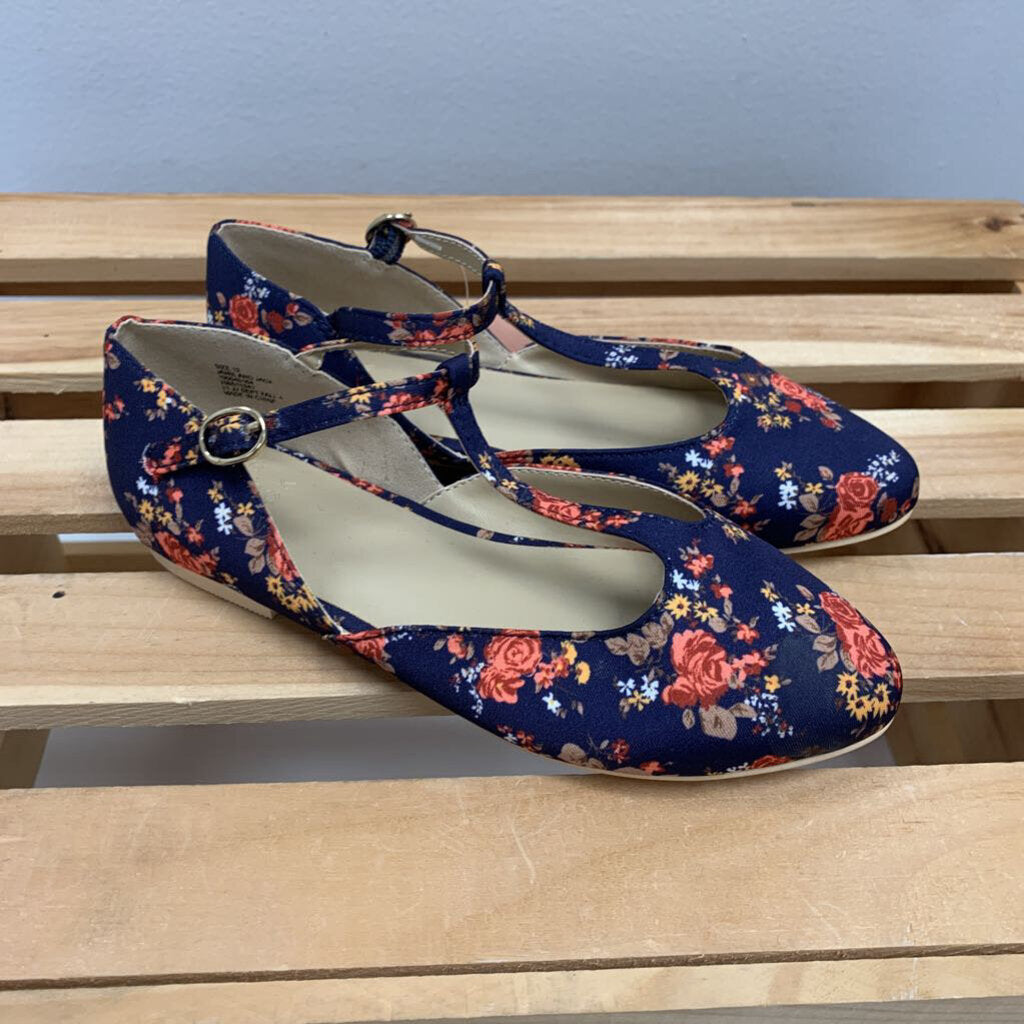 12: Janie and Jack t-strap floral print shoes