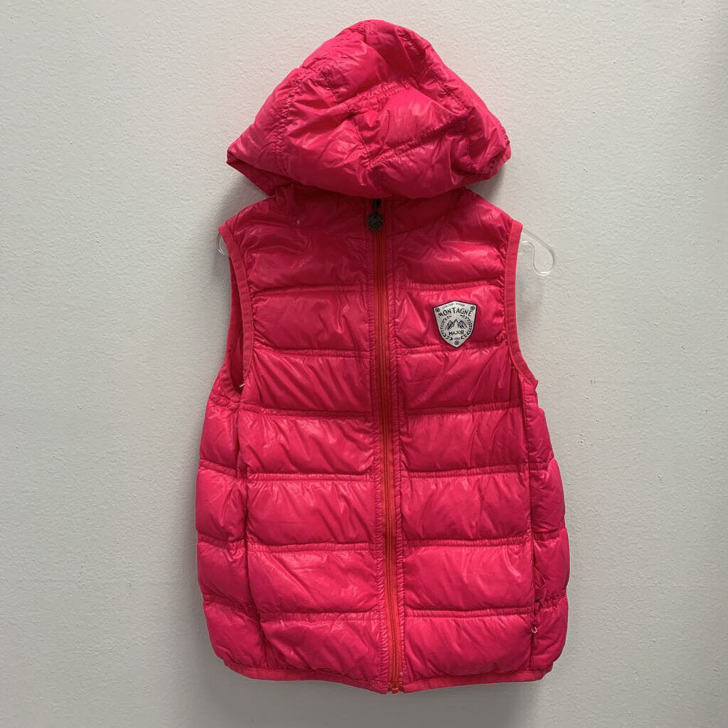 5: Sergent Major hooded puff vest