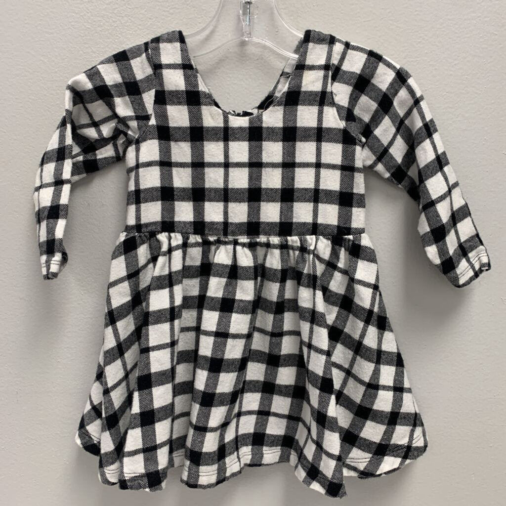 1T: Monica + Andy plaid flannel dress