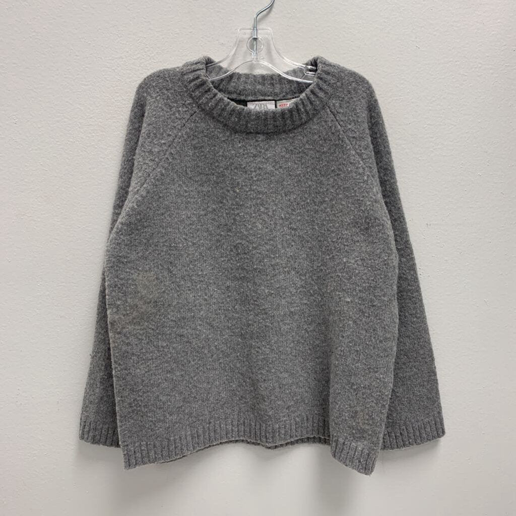 4-5: Zara knit sweater