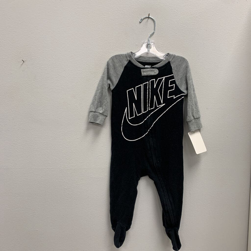 9M: Nike Footed Coverall