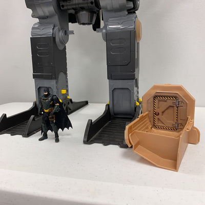 DC Comics Batman Gotham City Guardian 4-in-1 Transformation (AS-IS no motorcycle, missing cover on brown acc.)