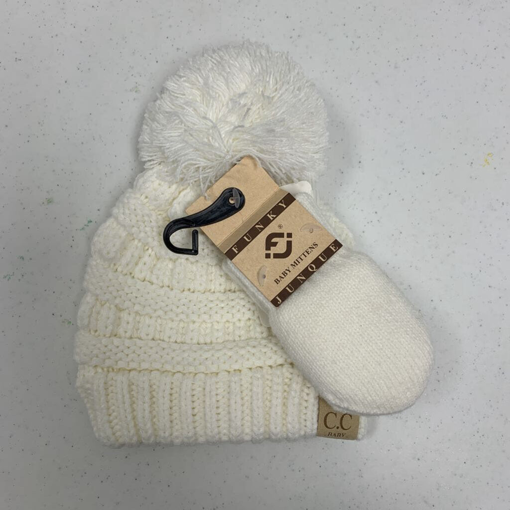 Infant: C.C Baby pom knit beanie + mittens NWT