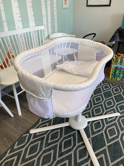 HALO Bassinest Swivel Bassinet