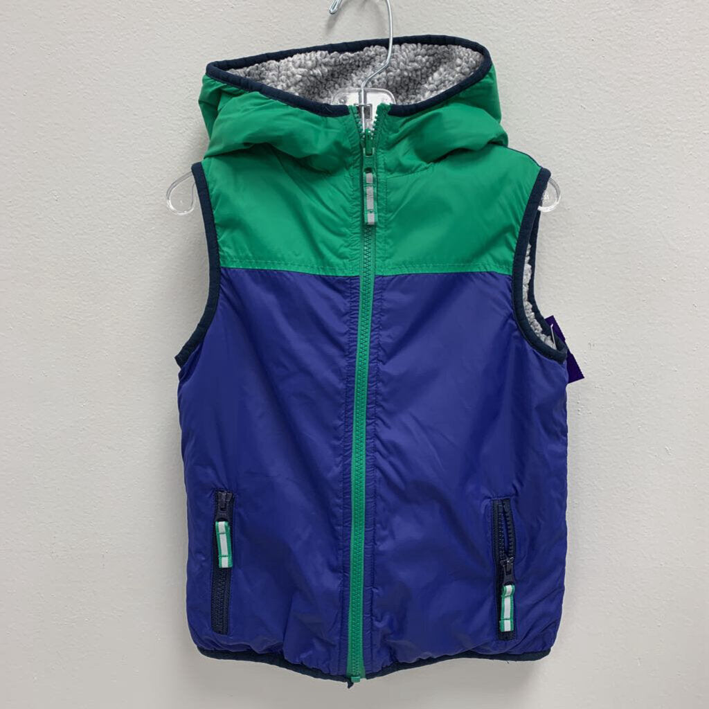 5-6: Mini Boden reversible fleece hooded vest