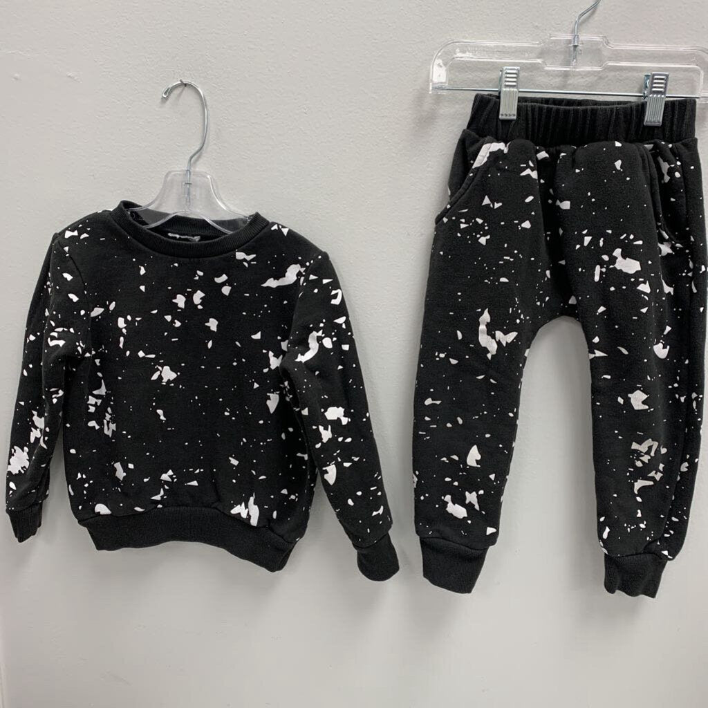 4T: Dot Australia white splatter print 2pc sweat suit