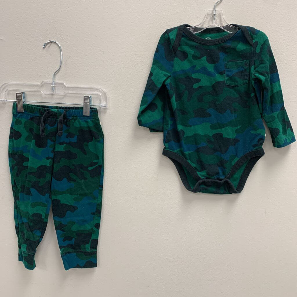 18-24M: Baby Gap Camo Bodysuit + Joggers Set