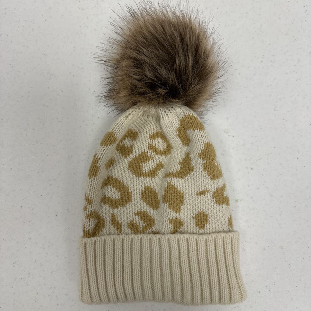 Youth: animal print w/pompom knit cap