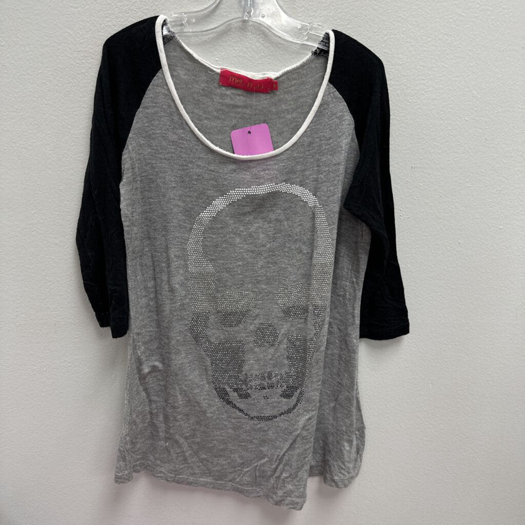 10: me. n. u.shimmer skull face raglan t-shirt