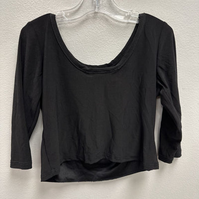 10-12: Un Deux Trois cropped top