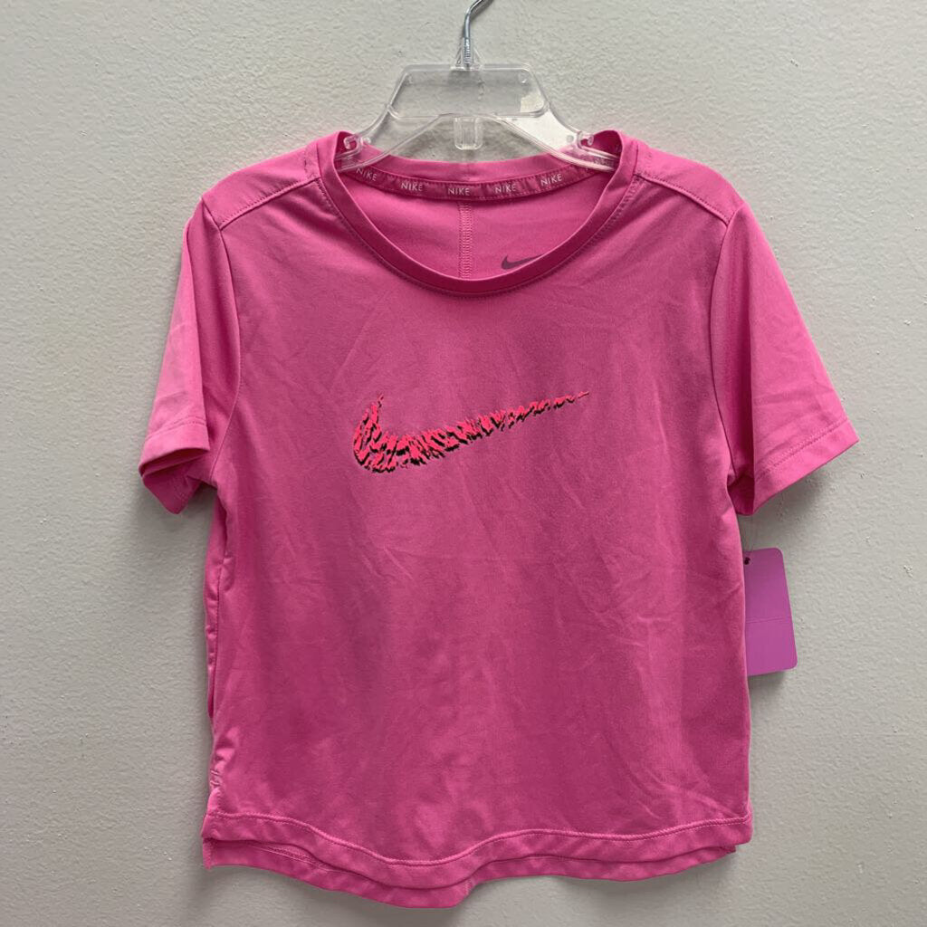 7-8: Nike Dri Fit logo t-shirt AS IS