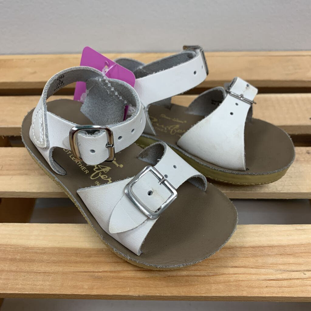 5: Saltwater Leather Sandals