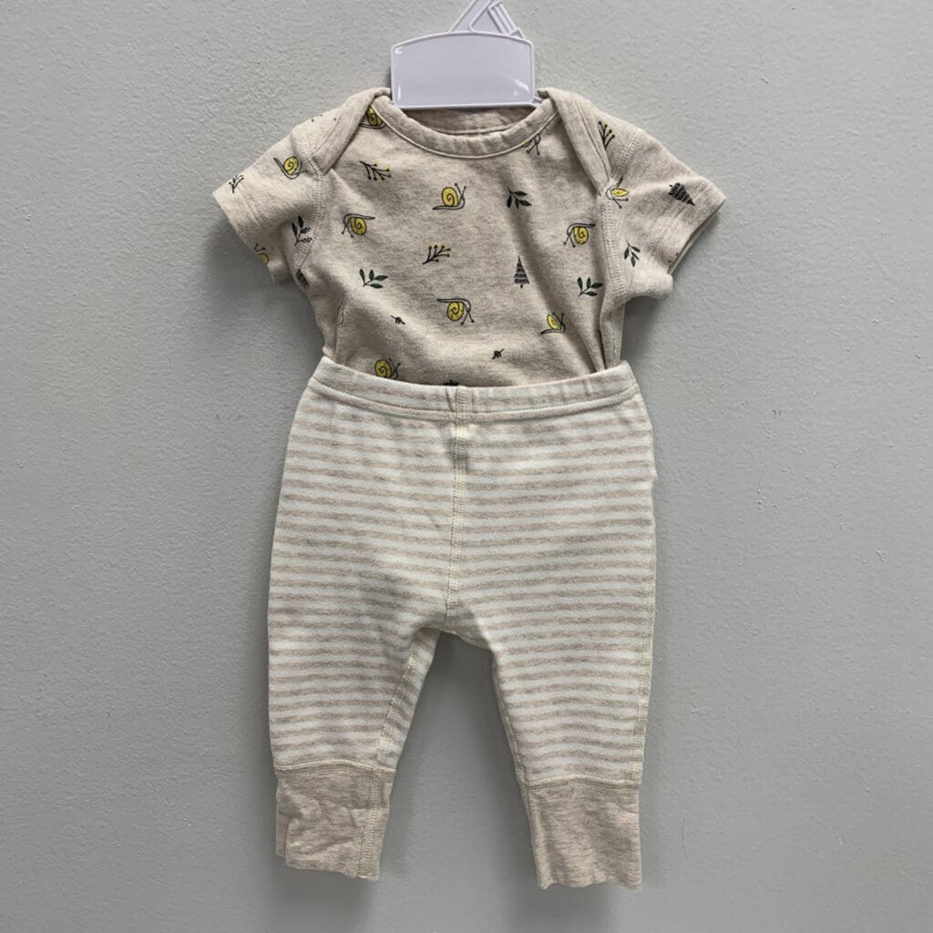 3-6M: Hanna Andersson snail print onesie + pants