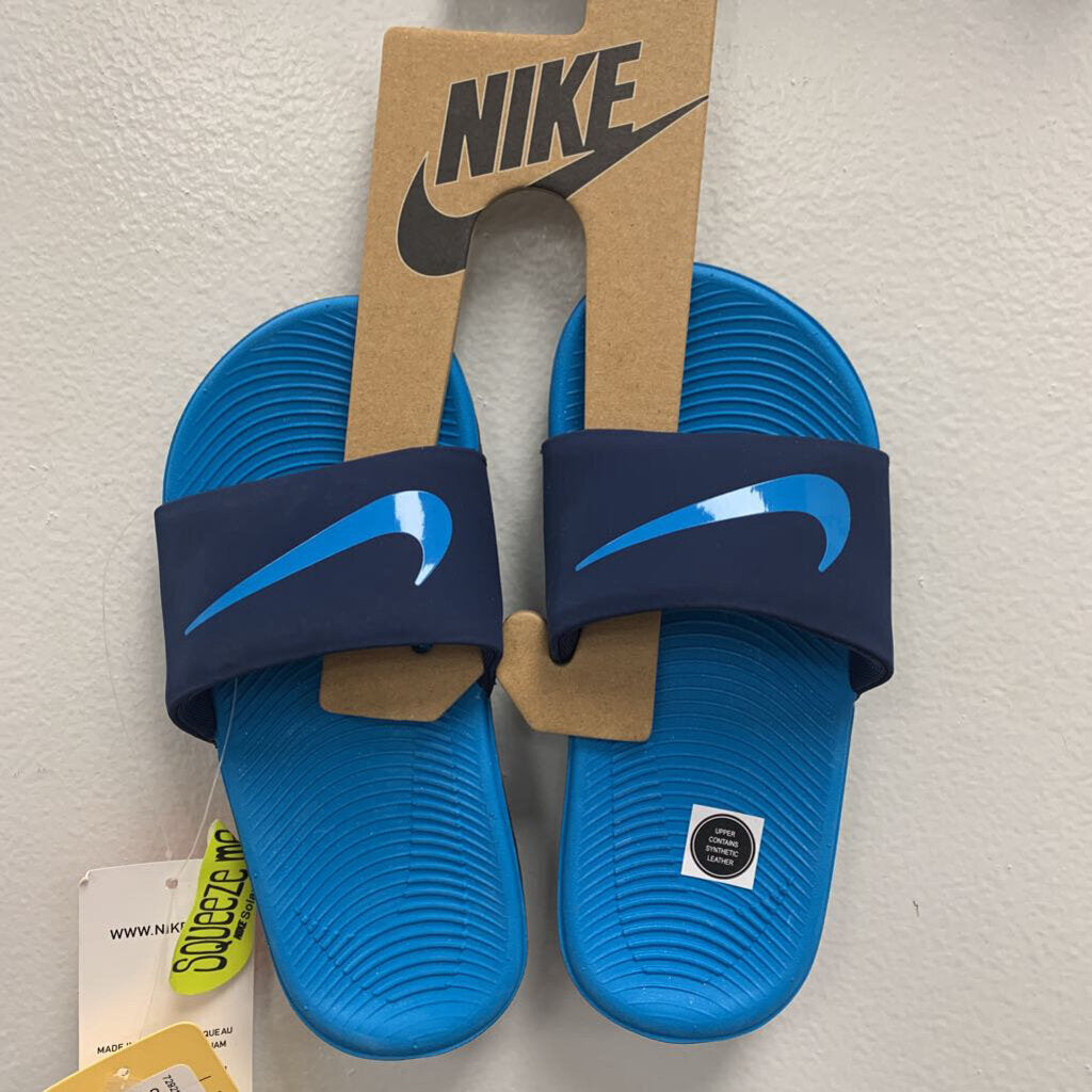 11: Nike Kawa Slide NWT