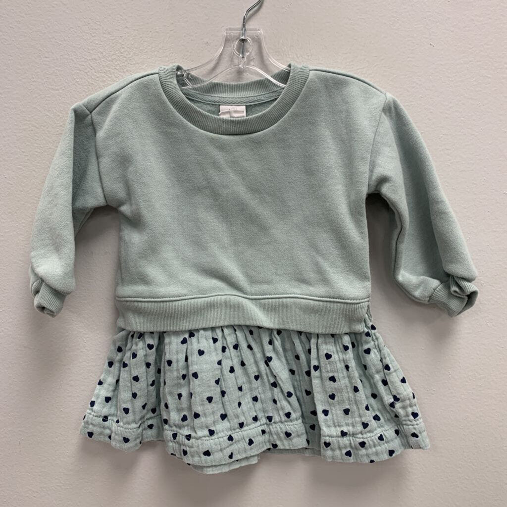 6-12M: Baby Gap Sweatshirt w/ Heart Print Muslin Skirt