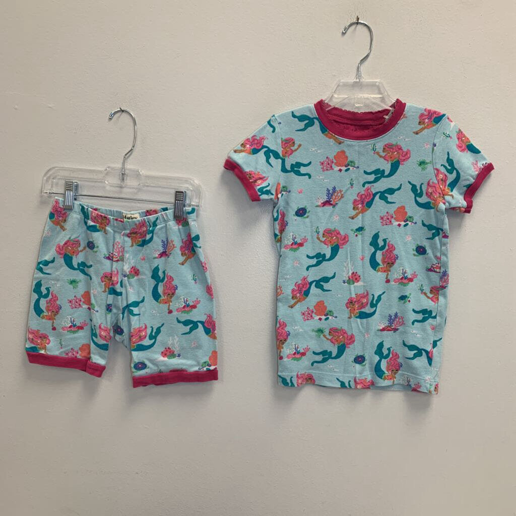 10: Mermaid Print Shortie Pajamas Set