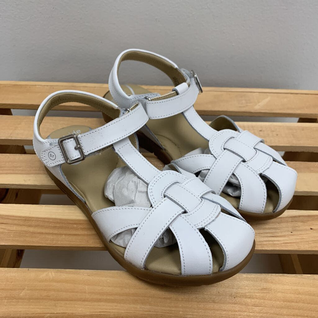 2.5: Summer Time Sandals NIB