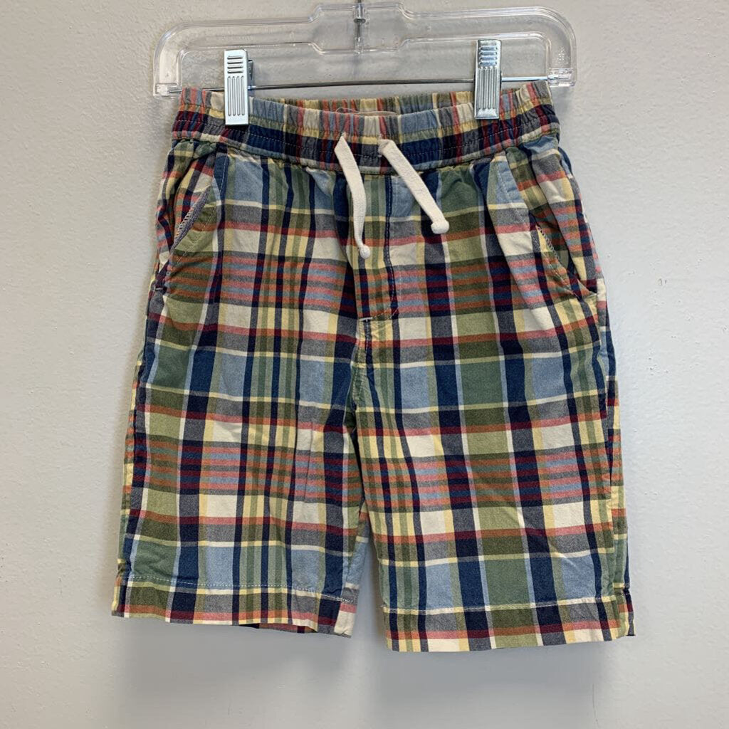 4/5: Plaid Drawstring Shorts