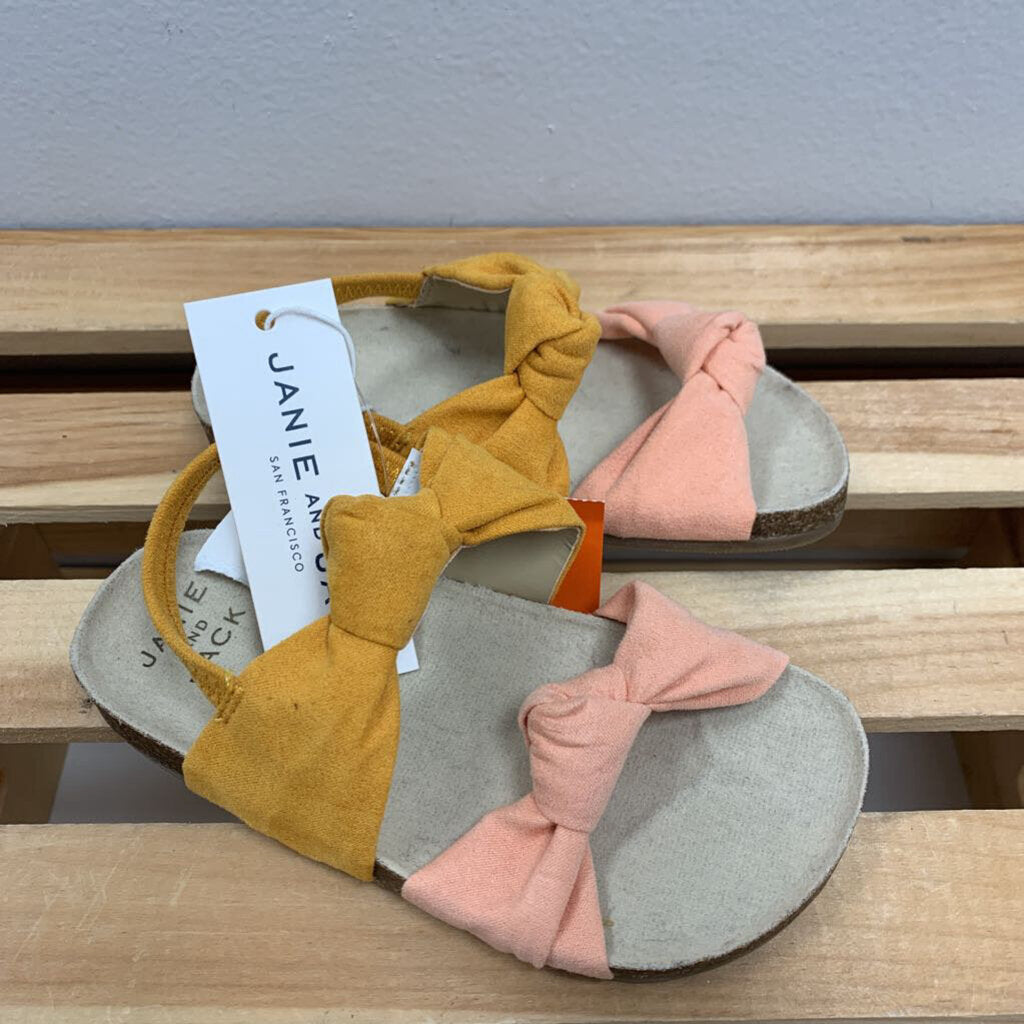 8: Colorblock Bow Sandals NWT