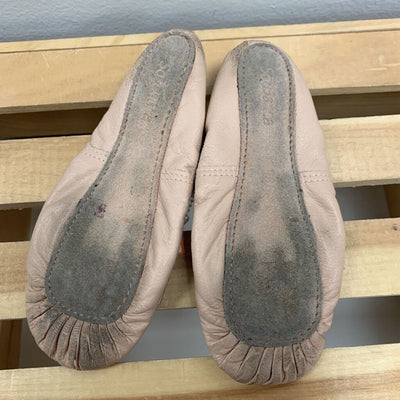 12.5: Ballet Slippers