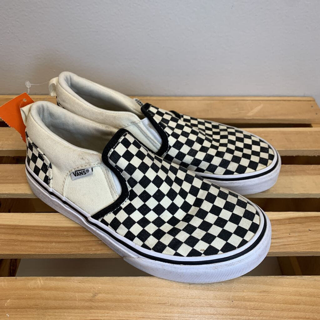 3Y: Checkerboard Slip On Sneakers