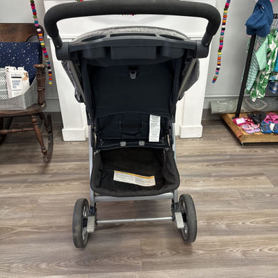 Bravo Stroller (2018 model) (AS-IS scratches Snack Tray)