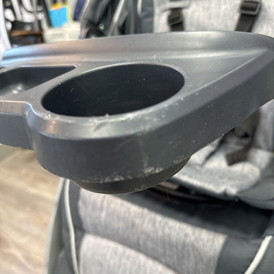 Bravo Stroller (2018 model) (AS-IS scratches Snack Tray)