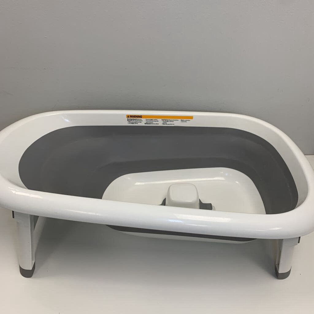 Splash & Store Bathtub