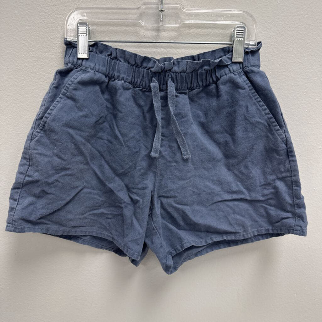 10: Ruffle Shorts in Linen