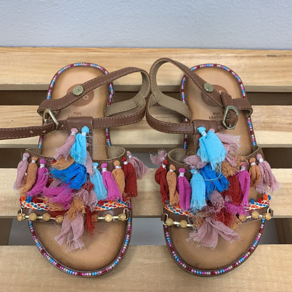 10.5: Bermuda Peeptoe Sandals