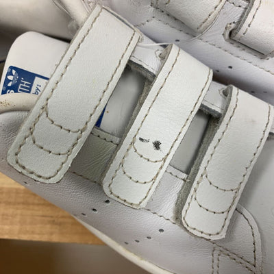 12: Stan Smith Sneakers AS IS