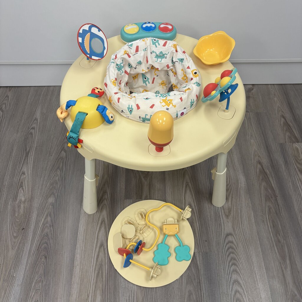 Stage-Based Activity Center - Monsterland Adventures