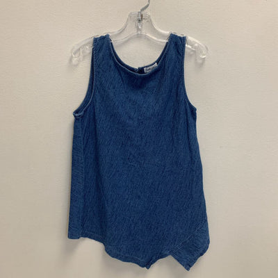 10: Sleeveless Uneven Hem Top