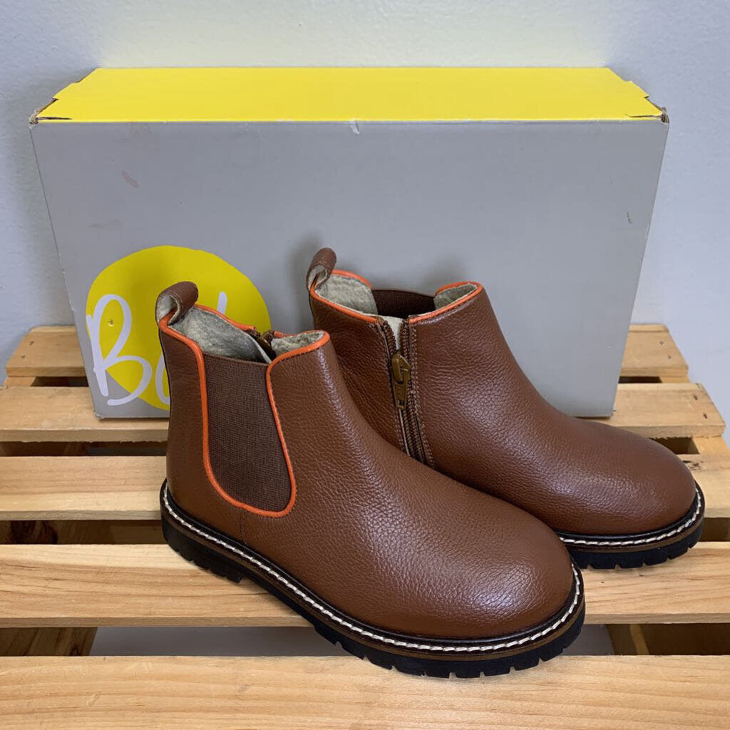 9: Chelsea Leather Boots NWT (size 28)