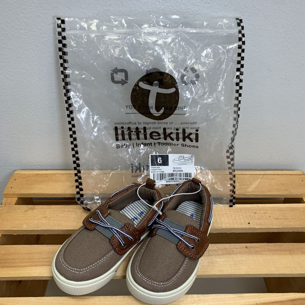 6: Tombik Boat Shoes NWT