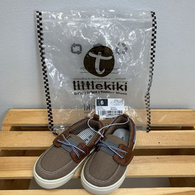 6: Tombik Boat Shoes NWT